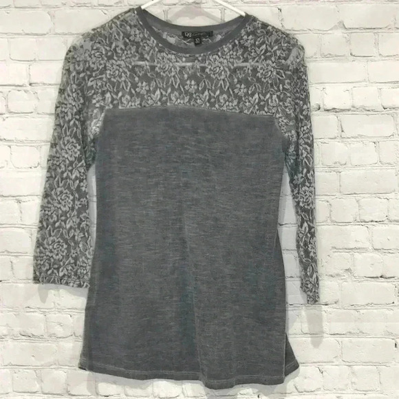 DG2 Diane Gilman Acid-Wash Tee Size XS - Picture 1 of 4